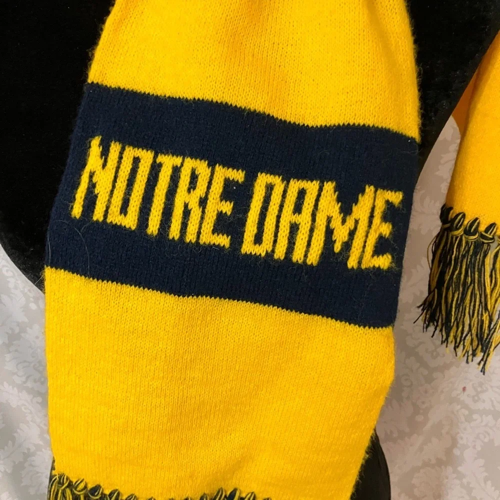 Notre Dame Scarf